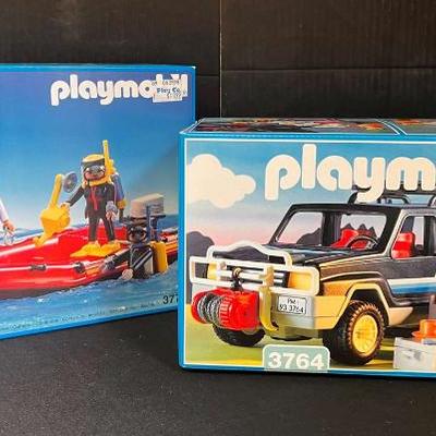 Sh908 playmobil set 3764 and 3772 nib