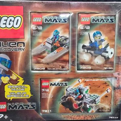 Sh847r lego life on mars 78777 (nib)