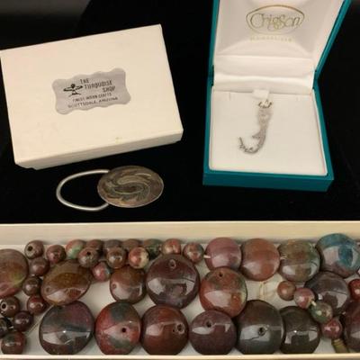 Sh916 silver and stone items