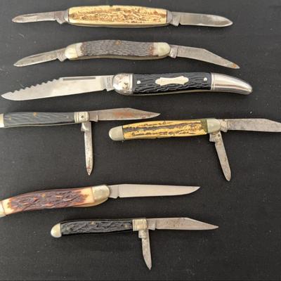 Assorted Folding Knives 