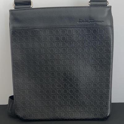 Salvatore Ferragamo Gancini Black Leather Crossbody Bag 
