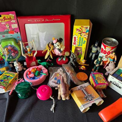 Mystery Lot: Vintage Toys - Original Rubik’s Cube (1980s)