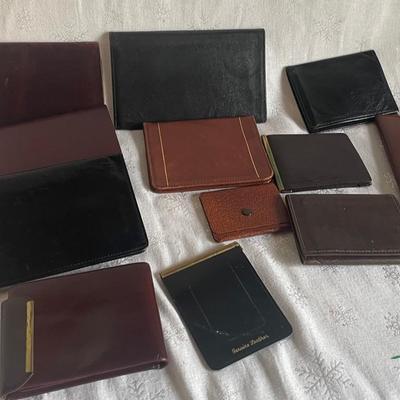 Mystery Lot Men’s Wallets 
