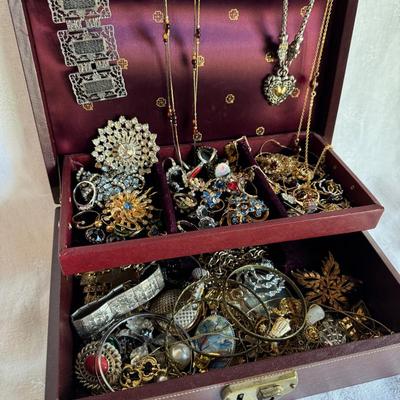 Mystery Lot: Bejeweled Costume Jewelry