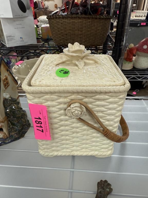 Sale Photo Thumbnail #372