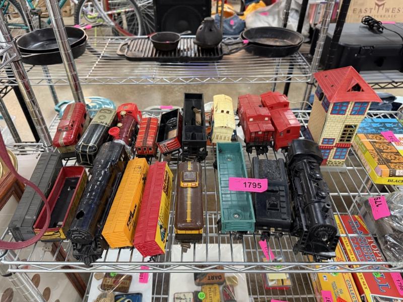 Sale Photo Thumbnail #349