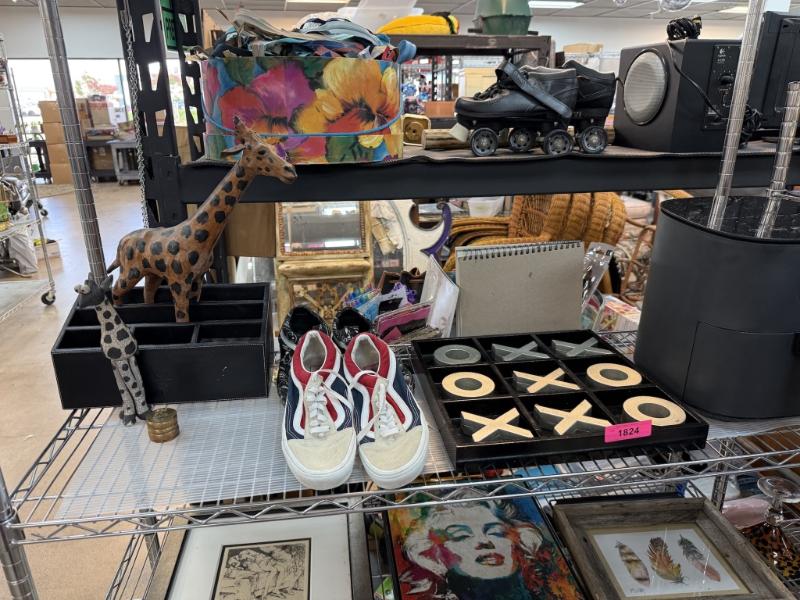 Sale Photo Thumbnail #379
