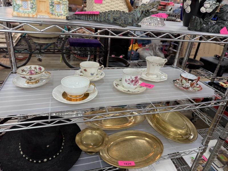 Sale Photo Thumbnail #374