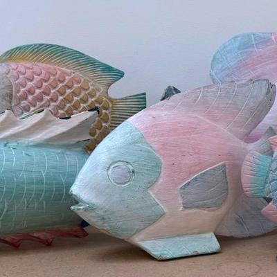 1980s Pastel Colored Hand Carved Wooden Tropical Fish Decor (5)