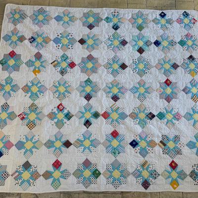 Vintage Handmade Quilt In The Cathedral Or Bicycle Stars Pattern