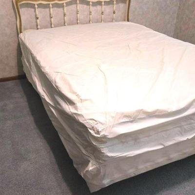 French Provincial Full Size Headboard With Metal Bed Frame
