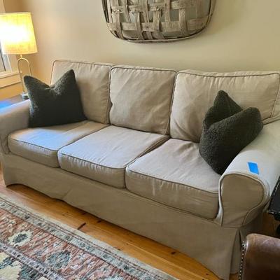 Pottery barn sofa- Pre-Selling!