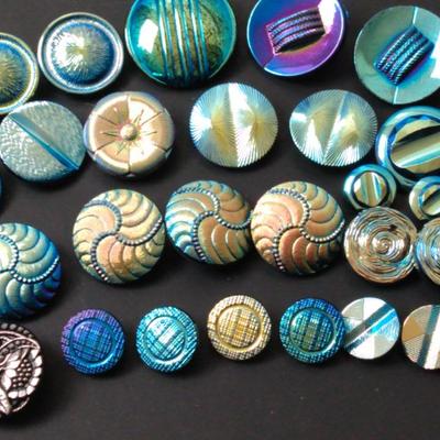 Rainbow Buttons 