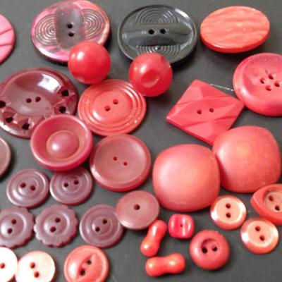 Red Buttons 
