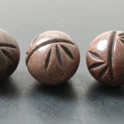 Tropical Buttons 