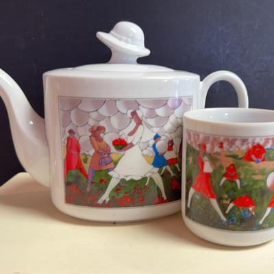 The Toscany Collection Bride w/ Flowers--Samfaolo Japan Teapot 