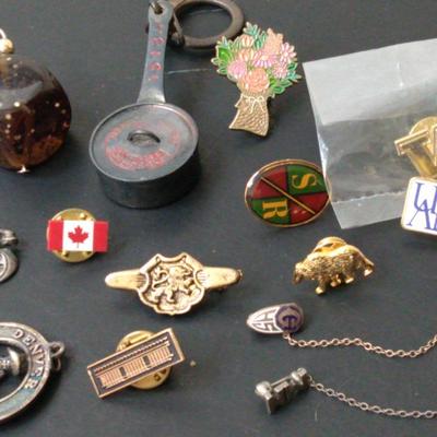 1950s Restaurant Lasserre Casserole Club Membership Keychain & Interesting Jewelry