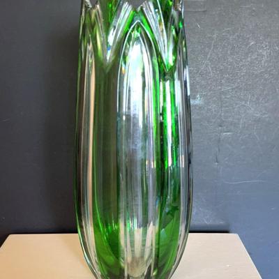 Caesars Crystal Green Glass Vase 
