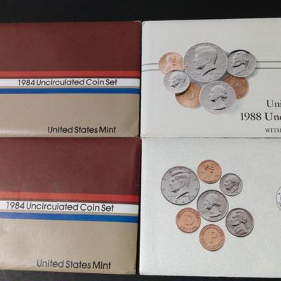 United States Mint Uncirculated Coin Set 1980s D & P