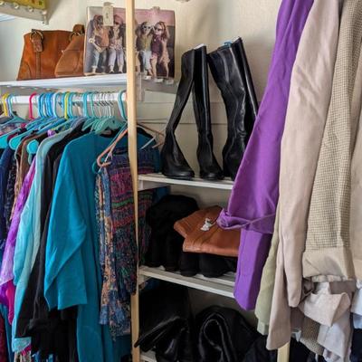 Sale Photo Thumbnail #2: women's clothing 