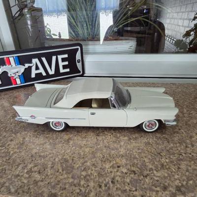 Danbury Mint 1957 Chrysler 300C Convertible 