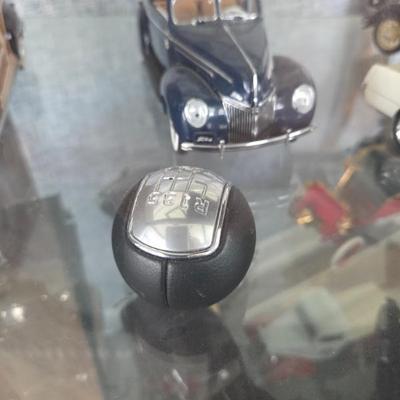 Manual Transmission 6-Speed Ford Mustang  gear shift knob