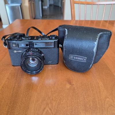 Yashica Electro 35 GSN rangefinder film camera w/ original manual, warranty certificate & accessories 