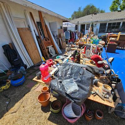 Estate sale photo