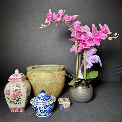 Asian Style Ceramics 