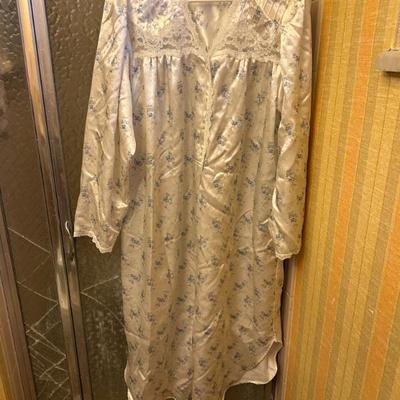 Sale Photo Thumbnail #130