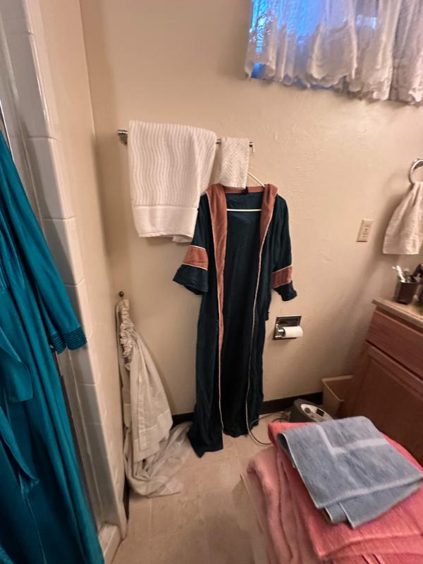 Sale Photo Thumbnail #338