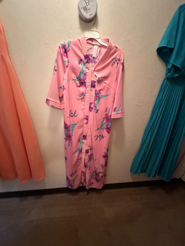 Sale Photo Thumbnail #334