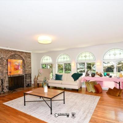 033 living room