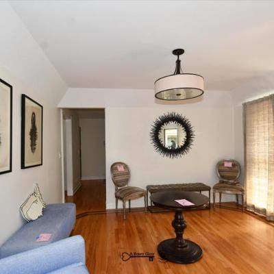 195 dinng room
