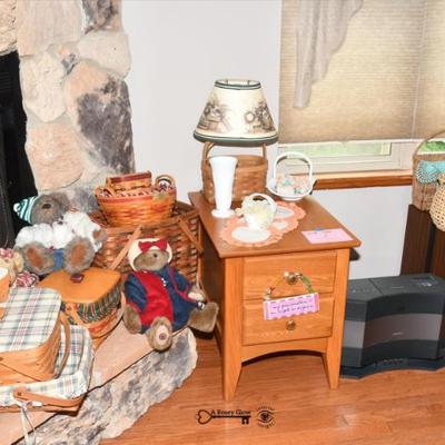 Sale Photo Thumbnail #94: 0092 living room
