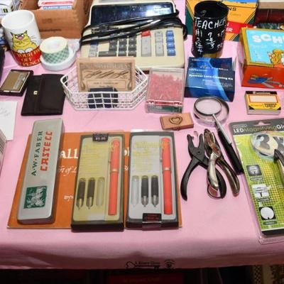 Sale Photo Thumbnail #201: 0199 office