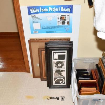Sale Photo Thumbnail #869: 0867 laundry room