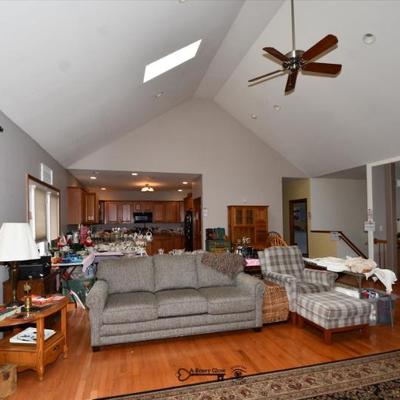 Sale Photo Thumbnail #35: 0033 living room