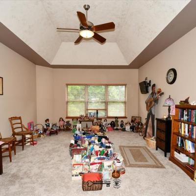 Sale Photo Thumbnail #508: 0506 bedroom a