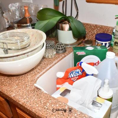 Sale Photo Thumbnail #307: 0305 kitchen