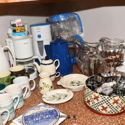 Sale Photo Thumbnail #274: 0272 kitchen