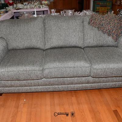 Sale Photo Thumbnail #109: 0107 living room
