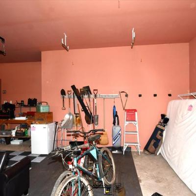 Sale Photo Thumbnail #774: 0772 garage