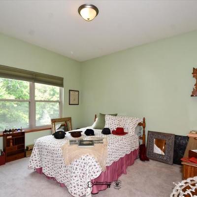 Sale Photo Thumbnail #646: 0644 bedroom b