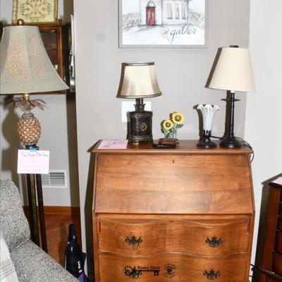 Sale Photo Thumbnail #50: 0048 living room