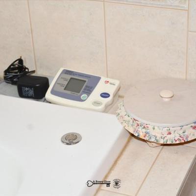 Sale Photo Thumbnail #630: 0628 bedroom a bathroom