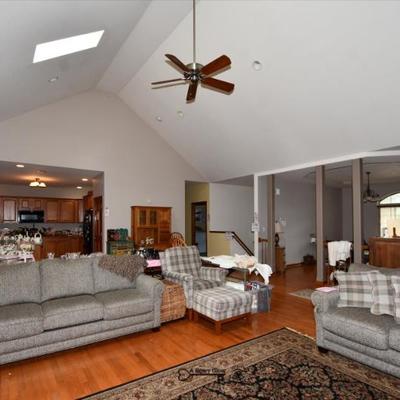 Sale Photo Thumbnail #34: 0032 living room