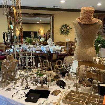 Earrings , bracelets & necklaces 

