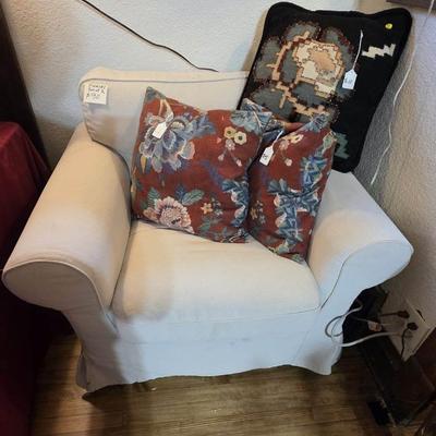 Sale Photo Thumbnail #153