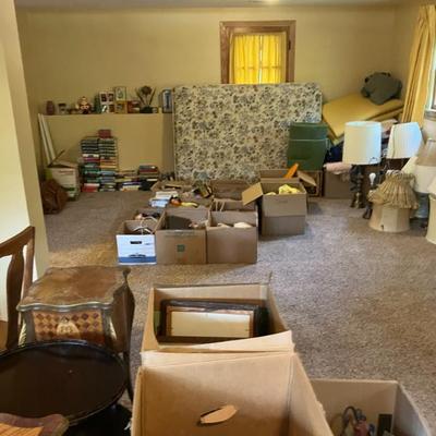 Estate sale photo